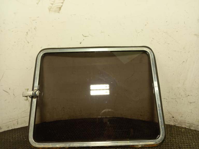 Volkswagen Transporter Lr Side Glass 1950-1979