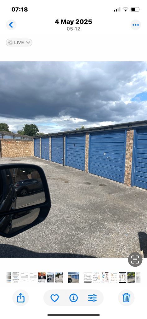 Single garage to rent DA3