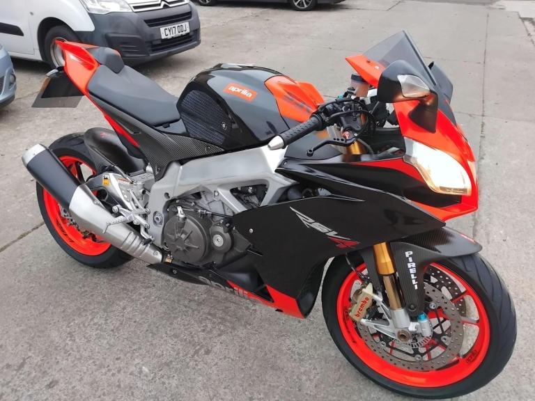 2012 62 APRILIA RSV 4 FACTORY A-PRC RSV1000 RSV4 APRC 1000 V4 STUNNING SPORTS