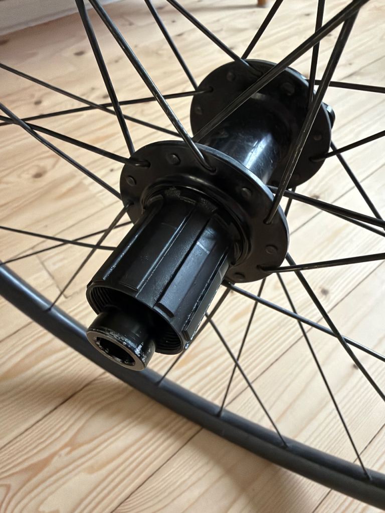 Specialized 700c gravel wheelset