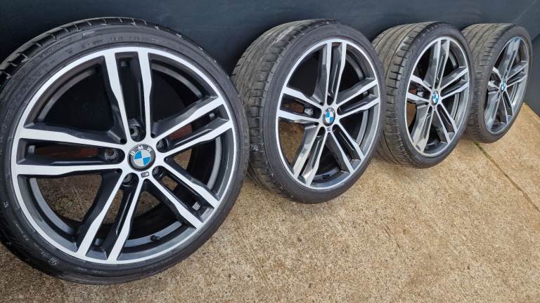 Genuine BMW 704M 19" Alloy Wheels 3 4 Series M Sport Shadow 8043650