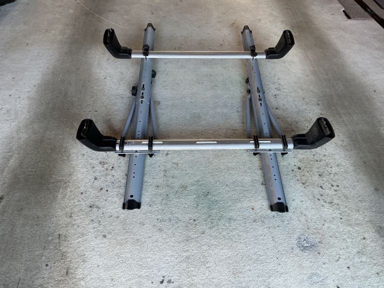 BMW roof bars with cycle carriers