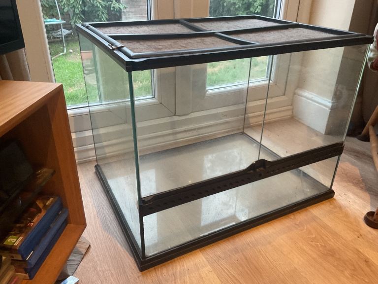 Exo Terra reptile tank 60 x 45 x 45cm