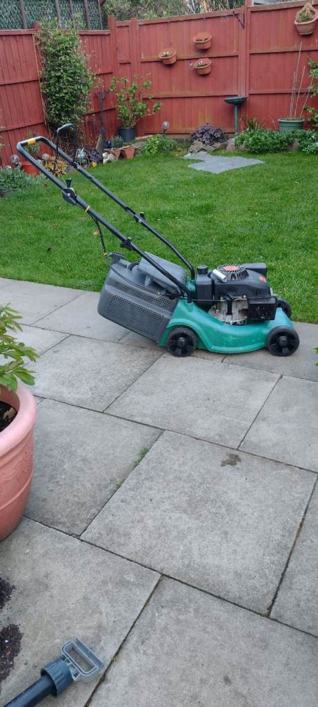 PETROL 38CM / 15IN ROTARY LAWNMOWER 