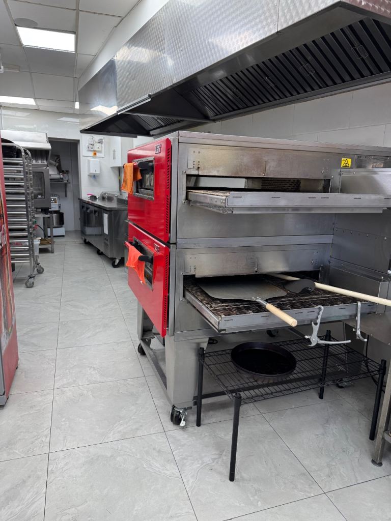 Pizza shop for sale in watford