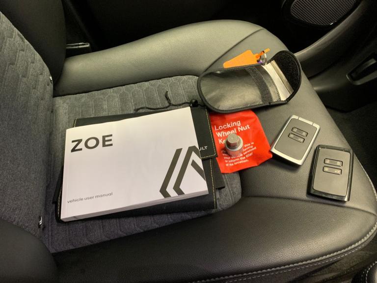 2022 Renault Zoe 100kW GT Line + R135 50kWh Rapid Charge 5dr Auto HATCHBACK ELECTRIC Automatic