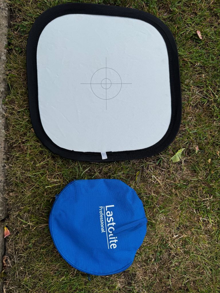 Lastolite Ezybalance 30cm white and grey balance card