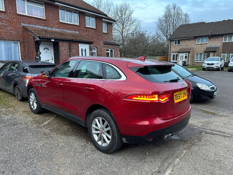 Jaguar, F-PACE, Estate, 2017, Other, 1999 (cc), 5 doors