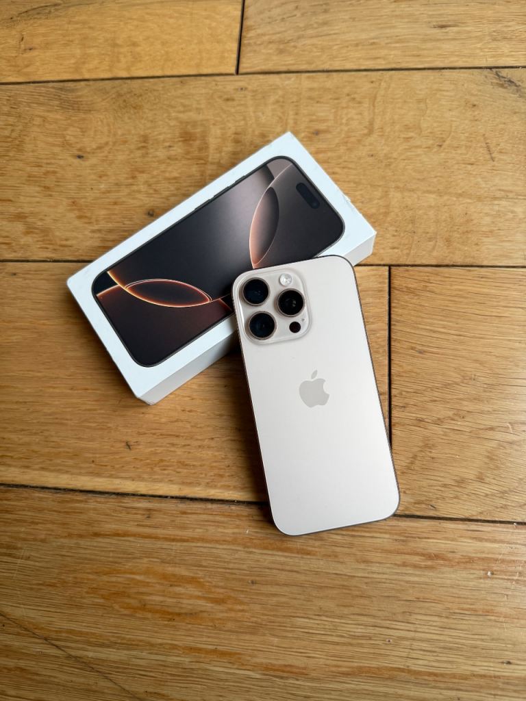 iPhone 16 pro 256 gb Gold