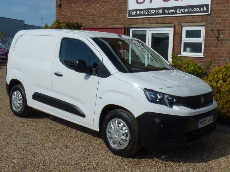 PEUGEOT PARTNER 1.5 BlueHDi 1000 Grip **1 OWNER** **FULL SERVICE HISTORY** **15