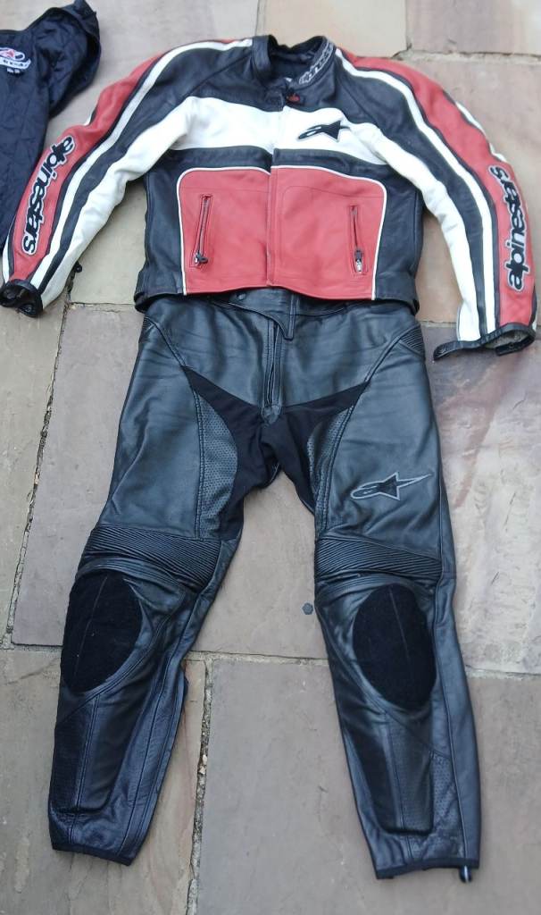 Alpinestars mens 2 piece zip together leathers