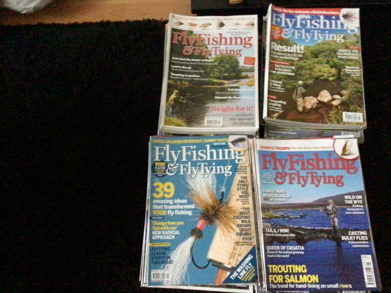  4 bundles of 25 fishing magazines fly fishing + fly tying  £10 each bundle 