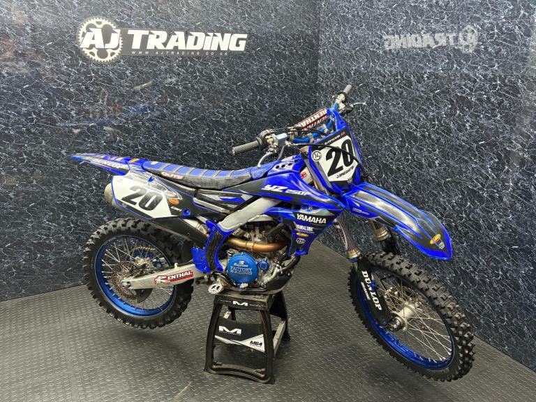 Yamaha YZF 250 2022 ( MX / MOTOCROSS / ENDURO ) @ AJ TRADING