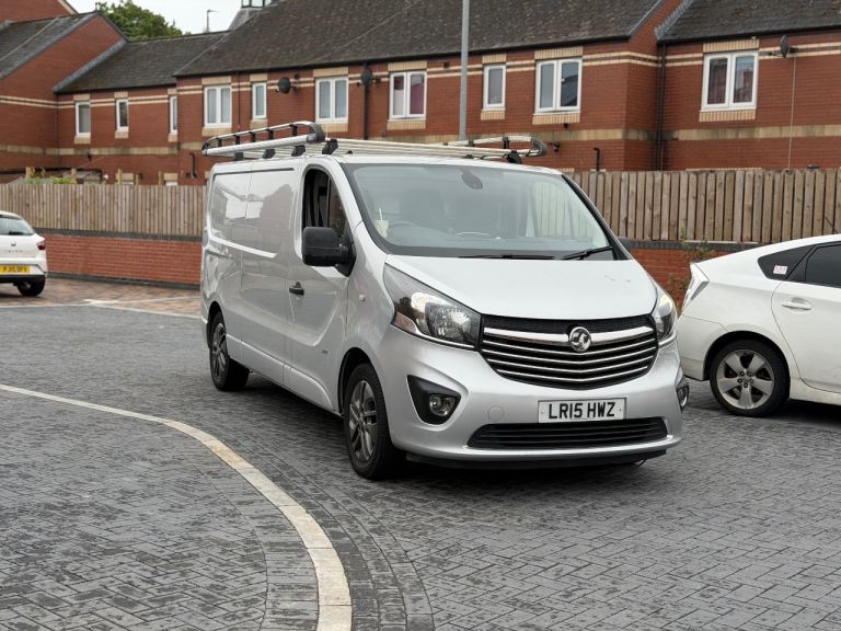 Vauxhall, VIVARO, Panel Van, 2015, Manual, 1598 (cc)