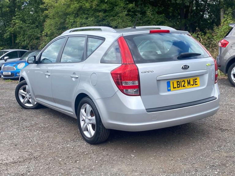2012 Kia Ceed 1.6 CRDi EcoDynamics 2 Sports Wagon Euro 5 (s/s) 5dr Estate Diesel Manual