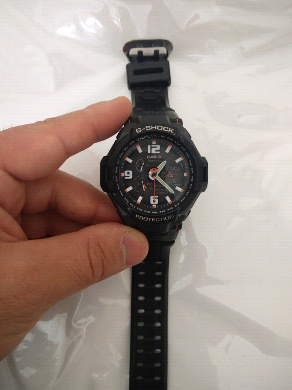 g-shock mens solar powered watch  g 1400