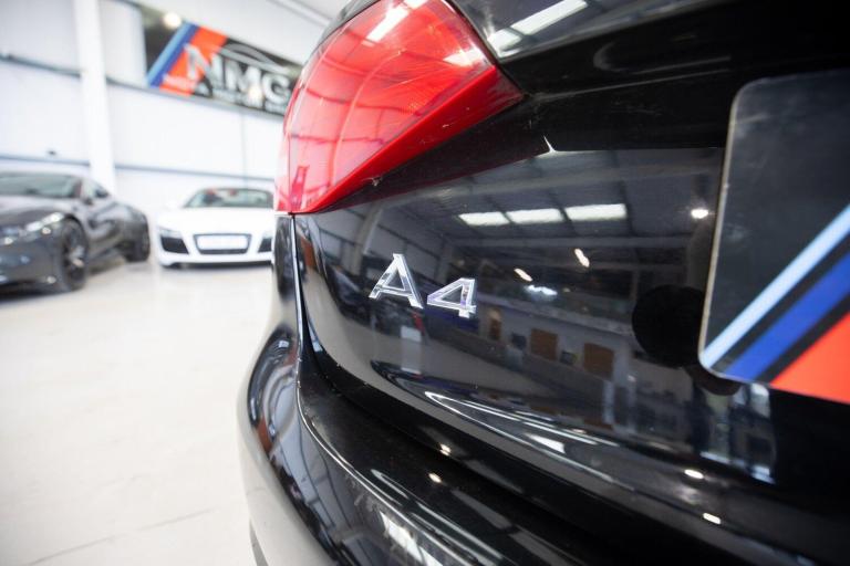 2015 Audi A4 2.0 TDI Ultra 163 SE Technik 5dr ESTATE DIESEL Manual