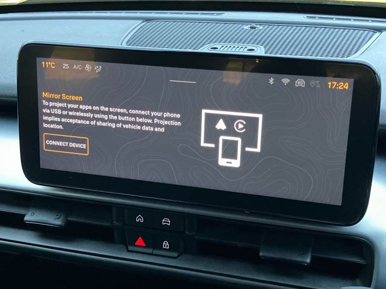 2025 Jeep Avenger 1.2 e-Hybrid Summit 5dr DCT Hatchback PETROL Automatic