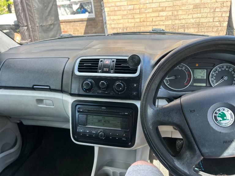 Skoda, FABIA, Hatchback, 2007, Semi-Auto, 1598 (cc), 5 doors