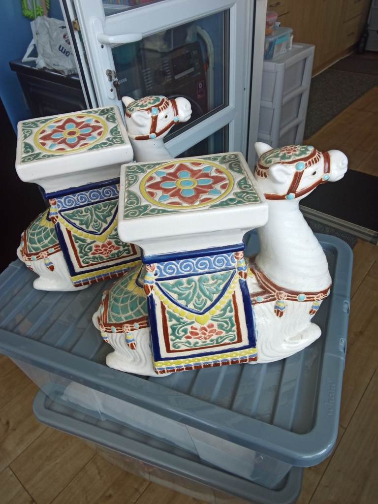 Ceramic Chinese style plant holder for sale, 