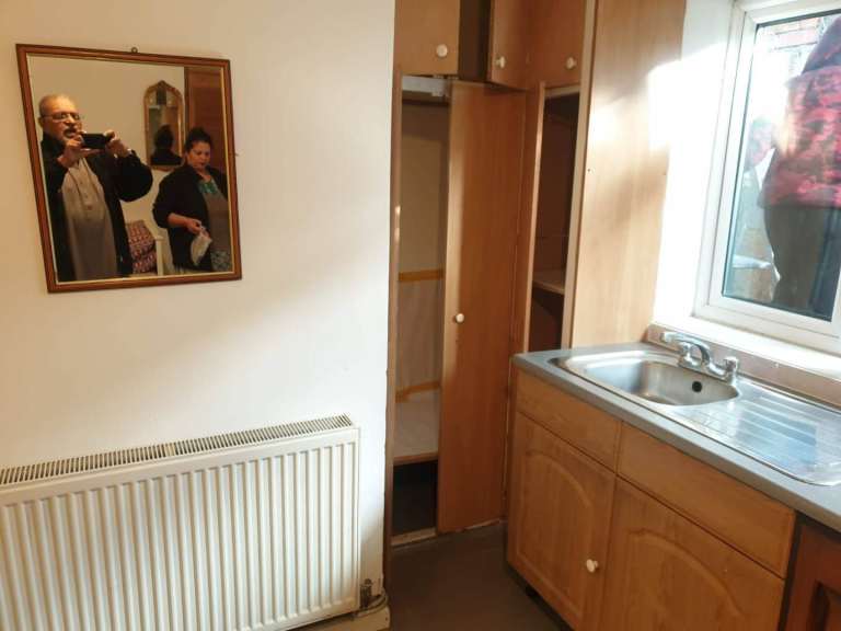 Hounslow Studio Flat- Fully furnished 