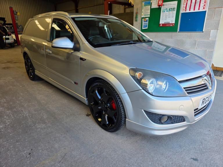 2010 Vauxhall Astra Van Sportive SE 1.9 CDTi Van CAR DERIVED VAN Diesel Manual