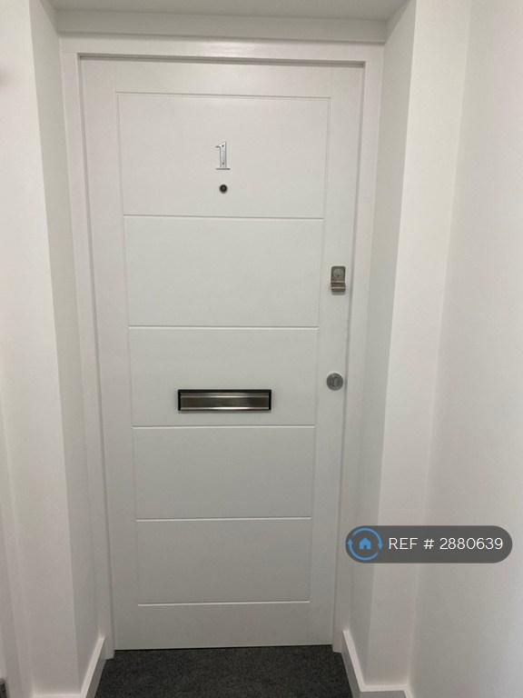 1 bedroom flat in Lagland St, Poole, BH15 (1 bed) (#2880639)