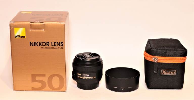 Nikon AF-S 50mm F/1.4 G lens in excellent condition with box, case.