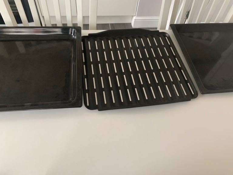 For sale 3 heavy duty catering size oven trays