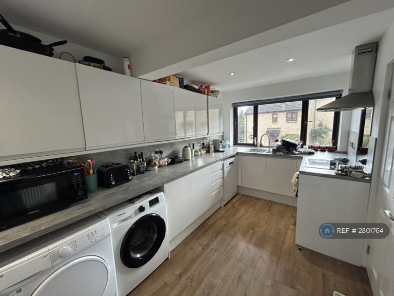 6 bedroom house in Langdon Road, Bath, BA2 (6 bed) (#2801764)