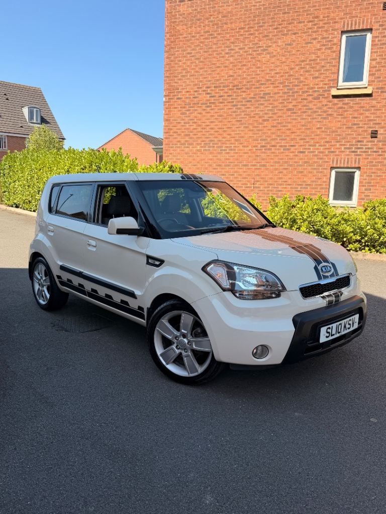 Kia, SOUL, Hatchback, 2010, Manual, 1591 (cc), 5 doors