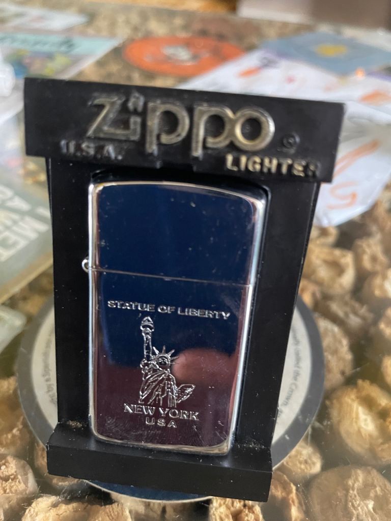 Zippo lighter 