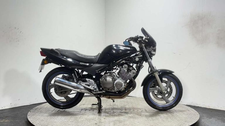 image for Yamaha XJ6 XJ600 1997 23K RUNNING PROJECT BIKE SPARES OR REPAIR 600CC