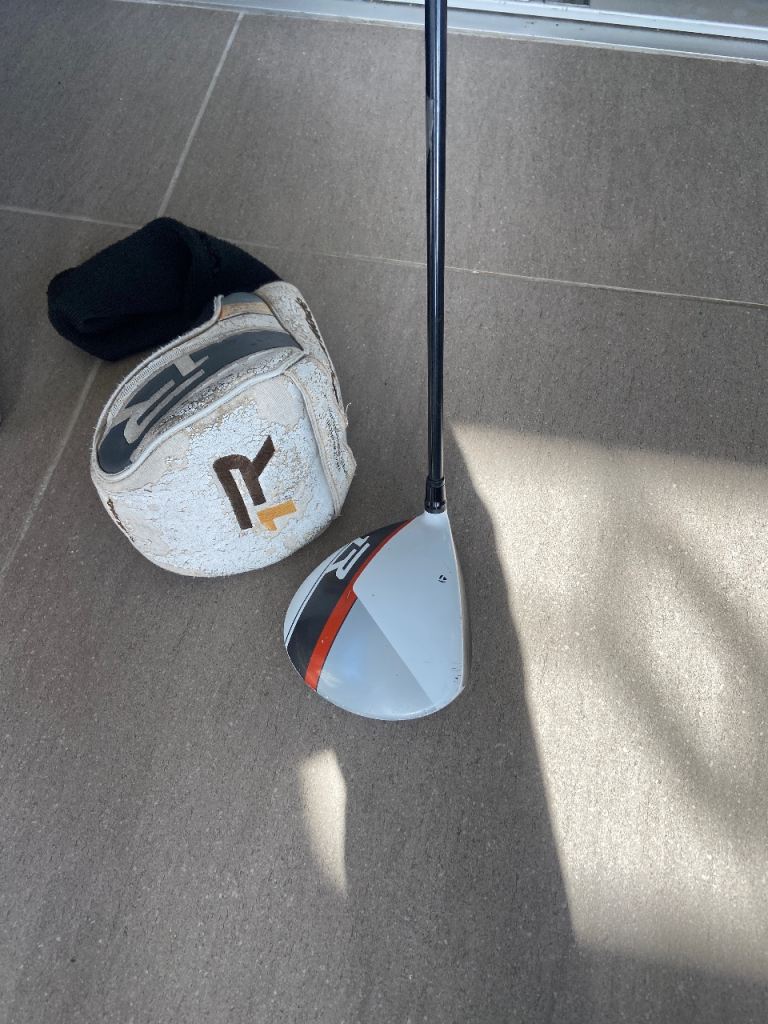 TaylorMade R1