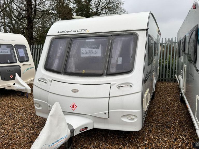 2011 Coachman Ashington comes with starter pack