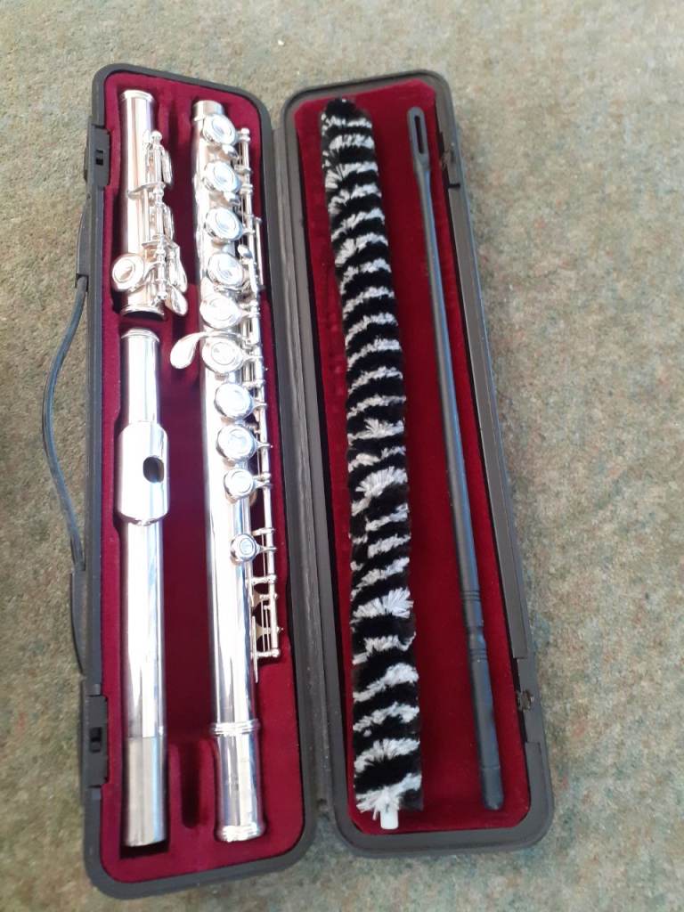 Flute Yamaha 211 sii