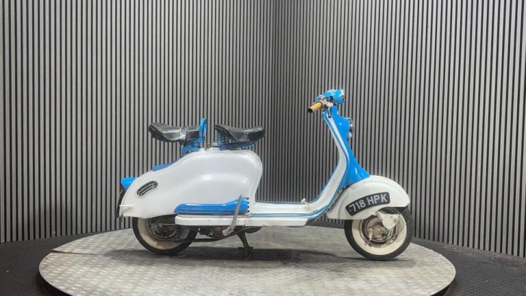 Lambretta GP 150 1958 SHOWING 2K RUNNING CLASSIC SCOOTER PROJECT BIKE 150CC