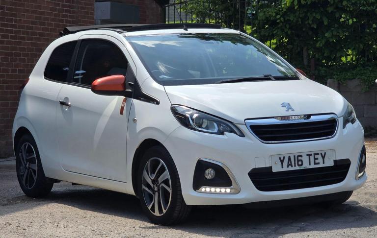 2016 Peugeot 108 1.2 PureTech Roland Garros Top! Euro 6 3dr HATCHBACK Petrol Manual