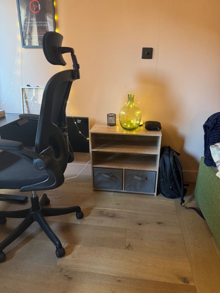 Worth £550 – Selling for £149 – Full Furniture & Appliances Bundle (Must Go)