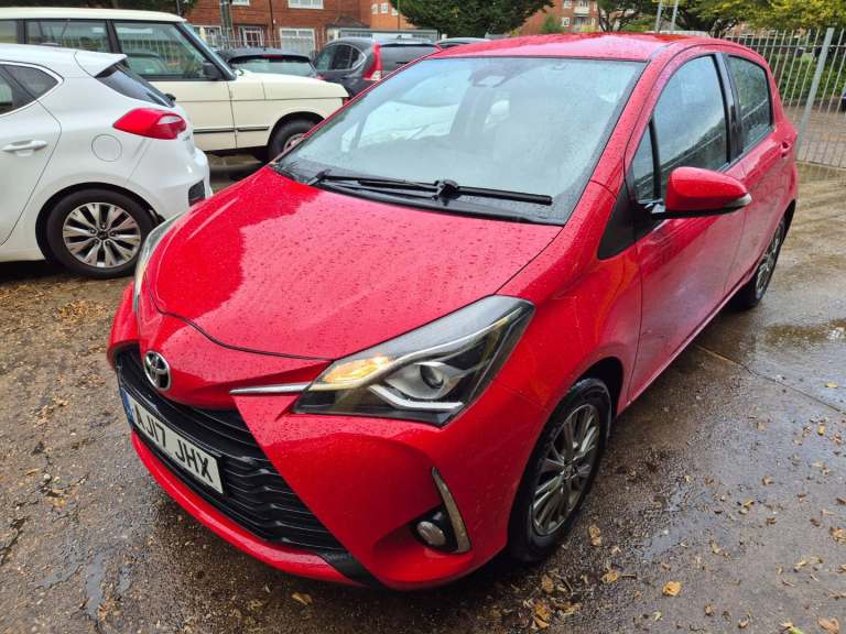 Toyota Yaris 1.5 VVT-i Icon 5dr Petrol