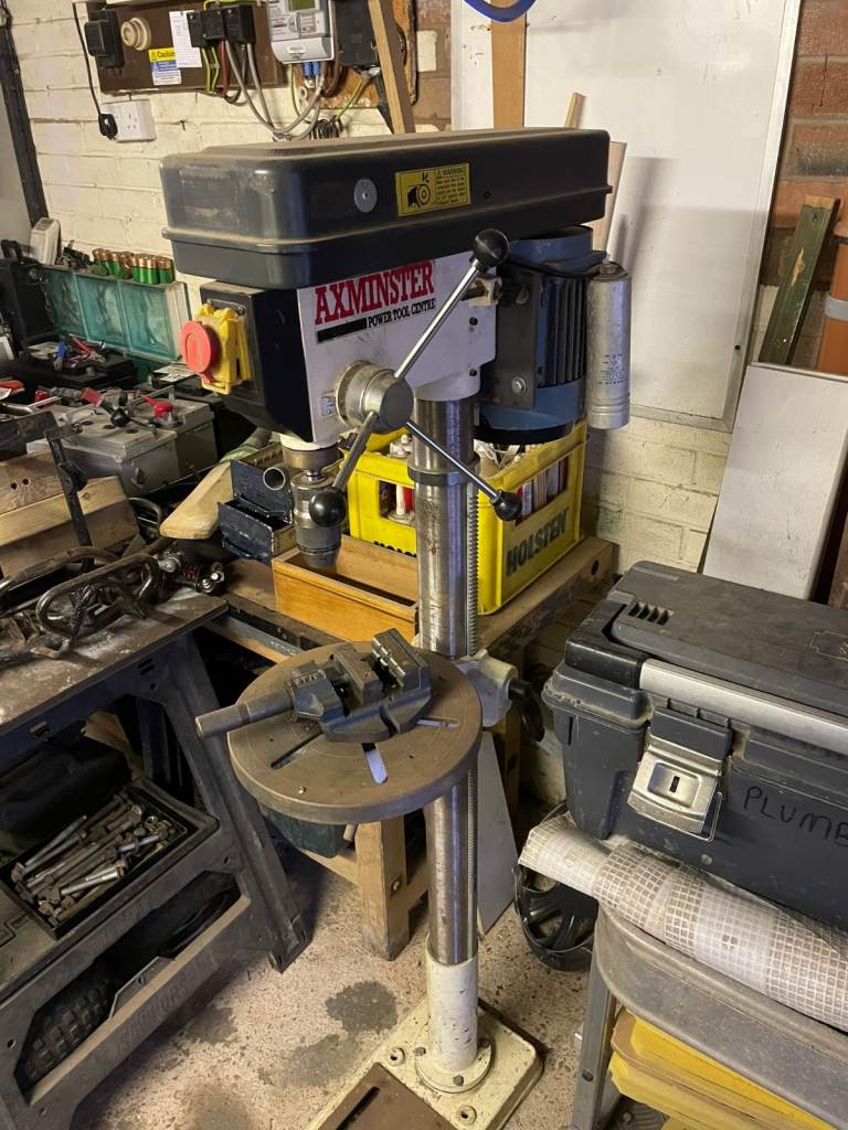 Axminster APTC ND16F Pillar Drill – 16 Speed – 1.3kW ASEA Motor – Floor Standing