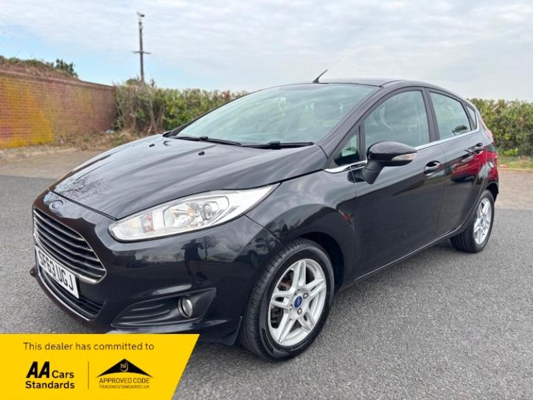 Ford Fiesta ZETEC 63k MINTER IN BLACK METALLJC EXCELLENT PEDIGREE 12 MONTH MOT