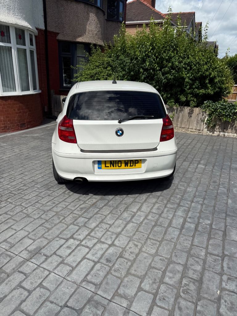 image for BMW, 1 SERIES, Hatchback, 2010, Manual, 1995 (cc), 5 doors