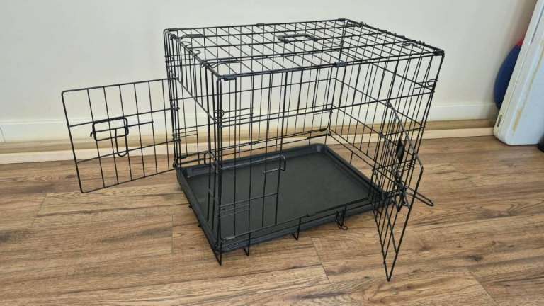 2x foldable dog crates