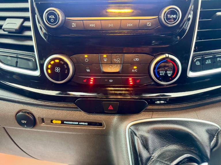 2023 Ford Transit Custom 2.0 320 EcoBlue Limited Crew Van L2 H1 Euro 6 (s/s) 5dr PANEL VAN Diesel...