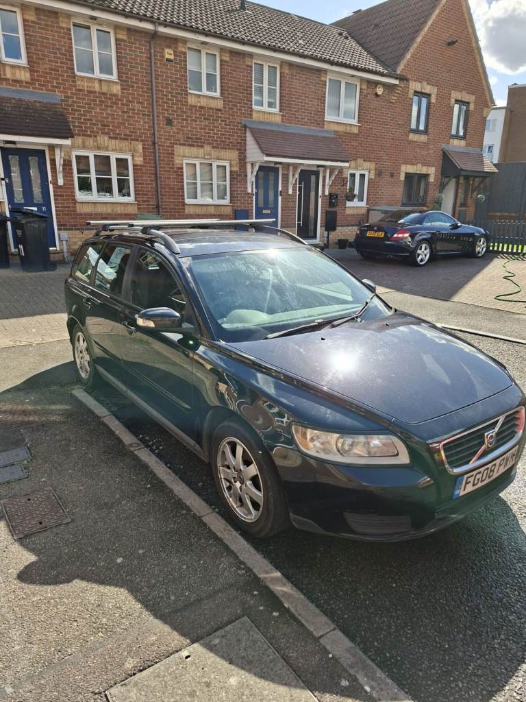 Black Volvo V50 Estate Manual 2008 – 5 Door