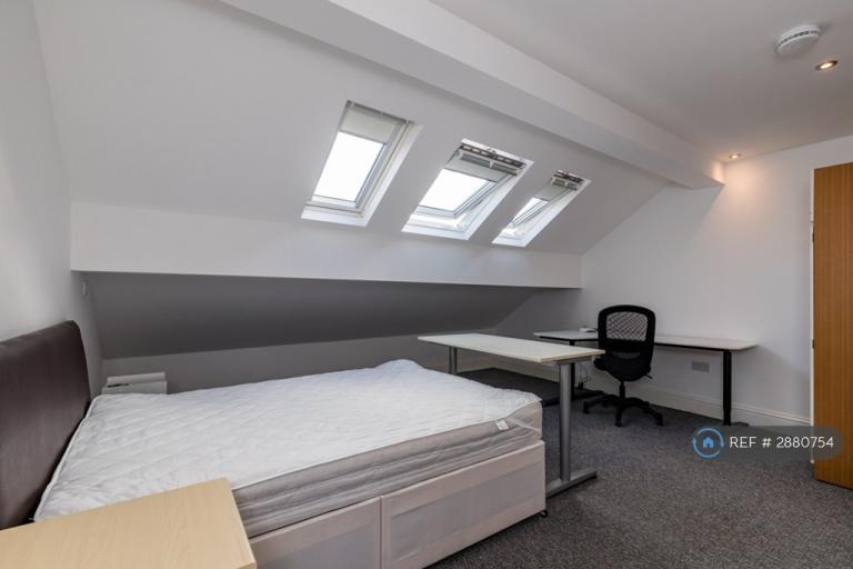 1 bedroom in Cauldon Road, Stoke On Trent, ST4 (#2880754)
