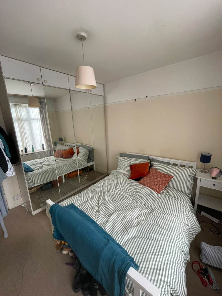 Room near City Center 