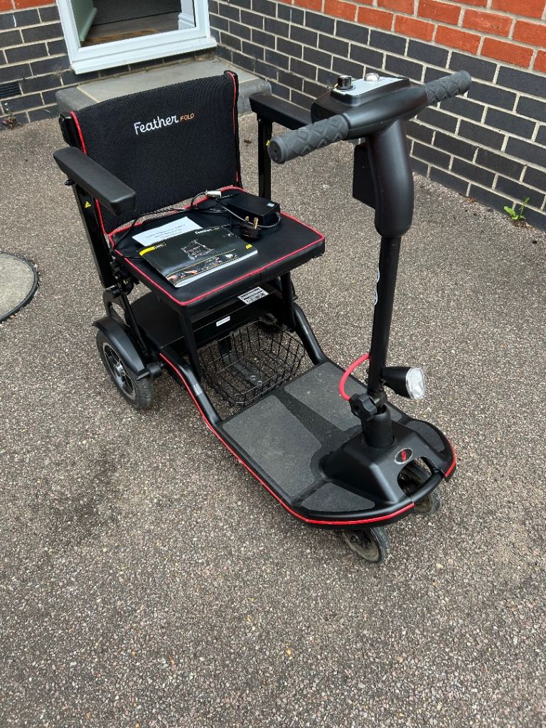 Feather Fold Electric Scooter – As Good As New
