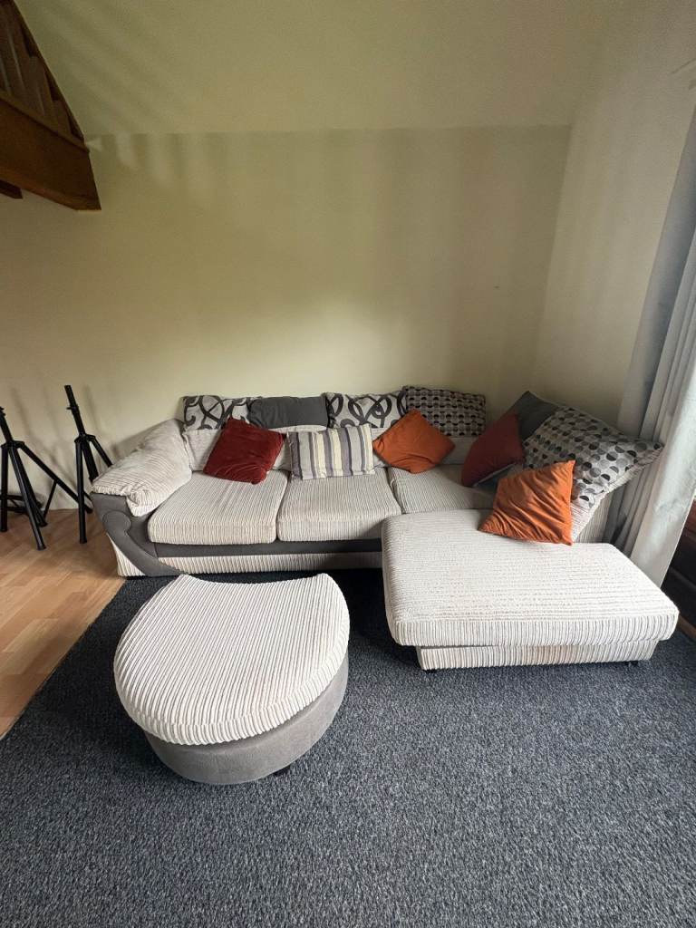 Dino-Style Corner Sofa with Matching Round Footstool – Grey/Black Jumbo Cord